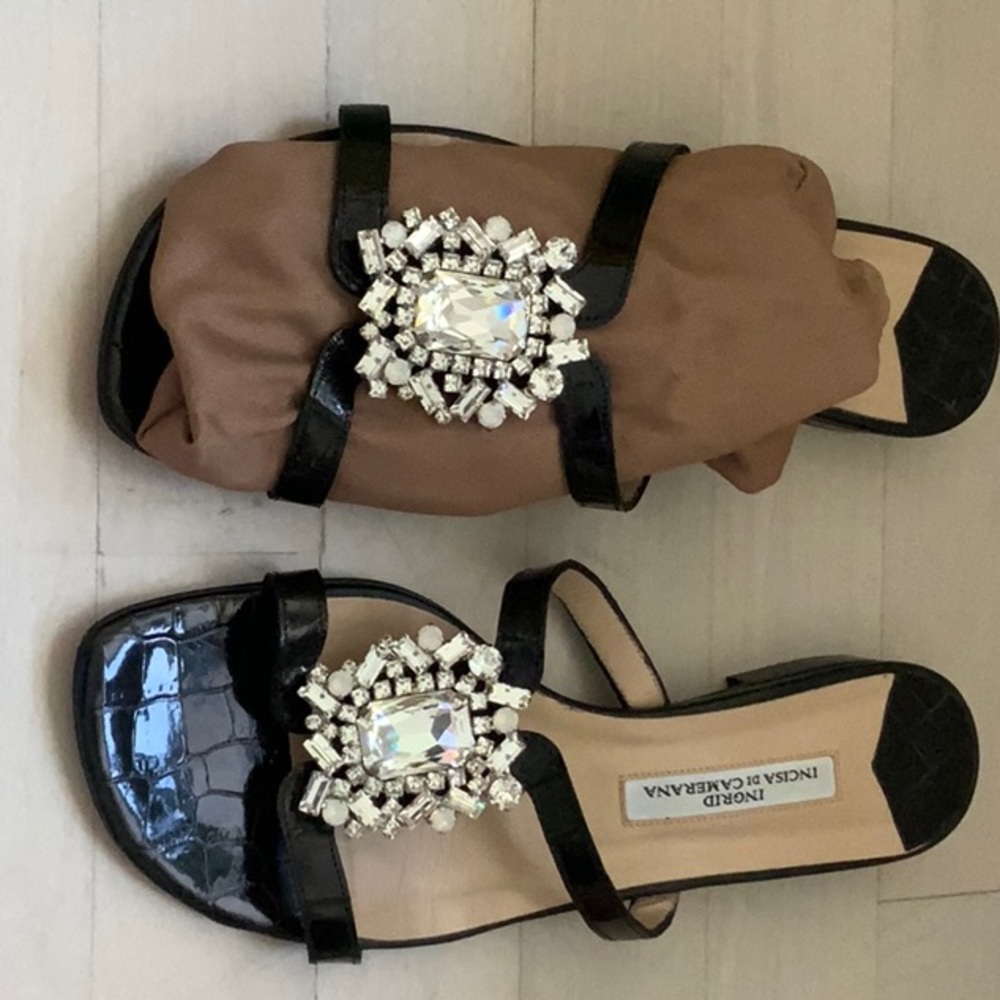 CROCODILE SLIDE WITH CRYSTAL BROOCHES SIZE 39